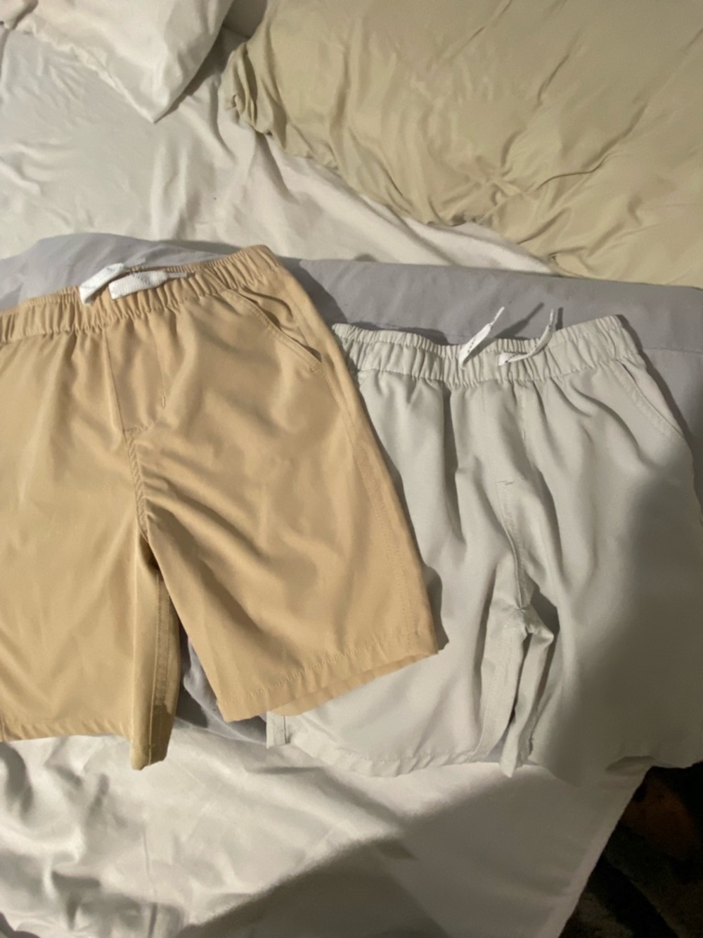 Eddie Bauer Men's Active Drawstring Shorts in Tan and Light Gray